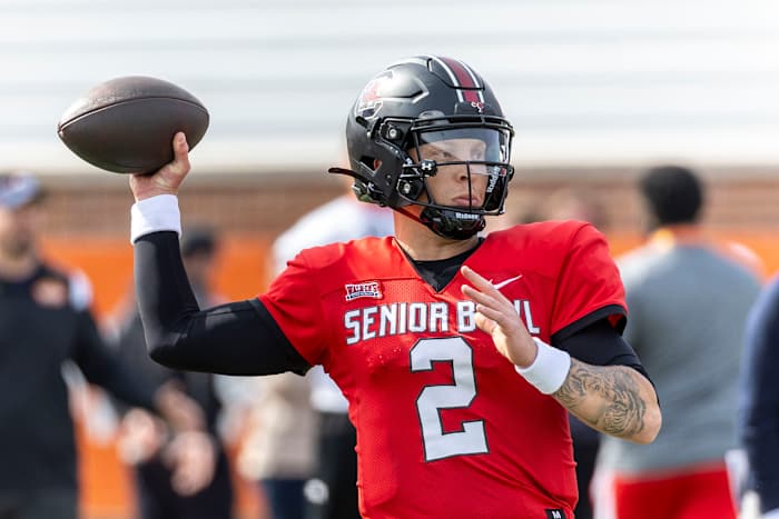 Spencer Rattler throwing the ball during Thursday's practice (1st Feb., 2024)